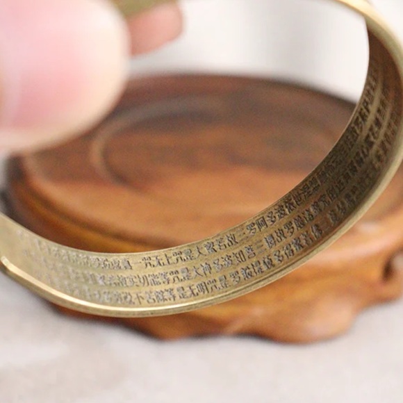 Brass Sanskrit blessings bracelet - Picture 4 of 7